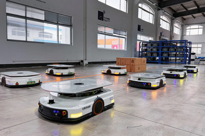 AMR 與 AGV 裝卸服務(wù)中的關(guān)鍵區(qū)別